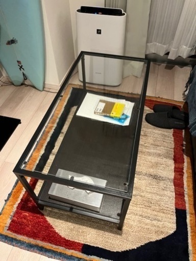 IKEA ガラステーブル