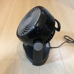 【静音】コンパクトサーキュレーター　ブラック　アイリスオーヤマの画像