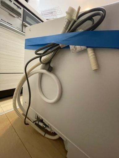 2021年製　NP-TH4-W パナソニック 食器洗い乾燥機