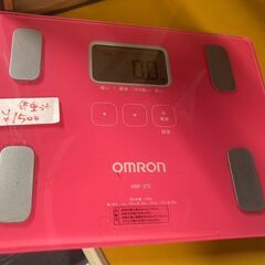 ☆中古￥1,500！【会員価格￥1,500】OMRON　体重計　...
