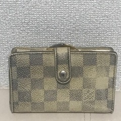 ヴィトン　ガマ口財布　ホワイト