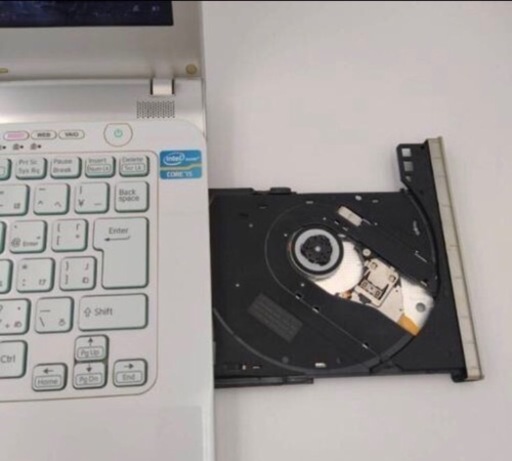SONY VAIO corei5 メモリ8G SSD500G  14インチwebカメラ　CD/DVD読み書き　Wi-Fi対応Bluet