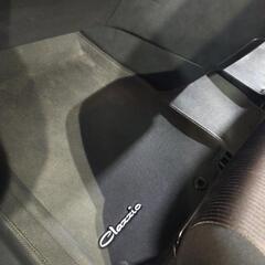 セレナの立体フロアマットの画像