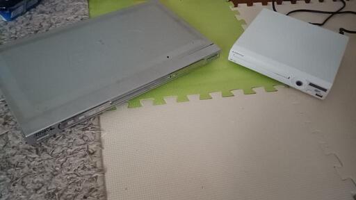 動作品　DVDプレーヤー×２　リージョン1再生可能