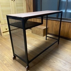 【超絶美品】おしゃれな在宅用オフィスデスク&チェアーの画像