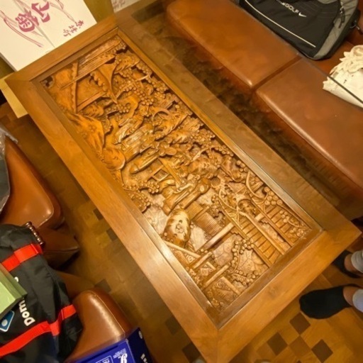 木彫りの机　美品　【詳細ご覧ください】