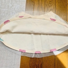 BeBe べべ　トレーナー　スカート　セットの画像