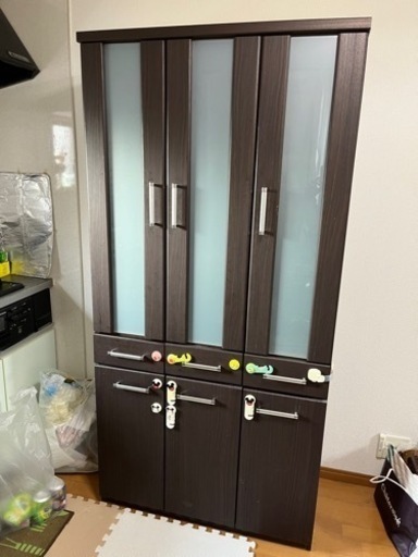 食器棚(受け渡し待ち)