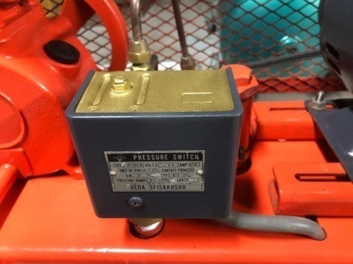 富士コンプレッサーFS1/2単相100v0.5馬力