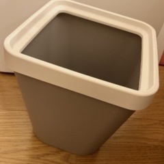 シンプル　お洒落な　ゴミ箱