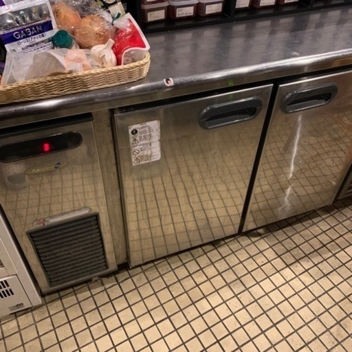 冷蔵、冷凍コールドテーブル2台セット