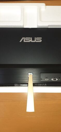 ASUS VZ２３９　モニター　　説明書と保証書と箱が付いています。