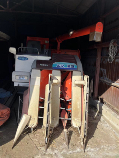 クボタコンバインSR25