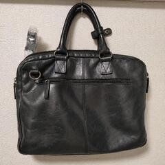 【引渡先決定】DOCHE(ドーチェ)
本革ブリーフバッグ　ネイビー
