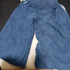 ハイウエストズボンの画像