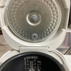 炊飯器 (3合炊き) SHARP 引き取りに来てくださる方のみの画像
