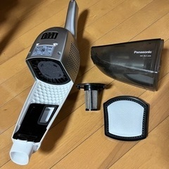 値下げ交渉可 美品⭐︎ Panasonic コードレスクリーナー MC-BU1JE4-KW 2019年製の画像