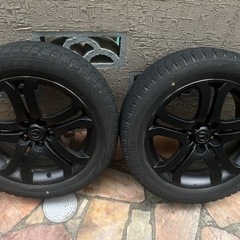 18インチアルミホイールタイヤスタッドレスの画像