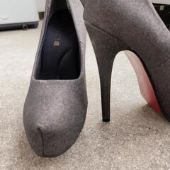 ラメ入りパンプス  S sizeの画像