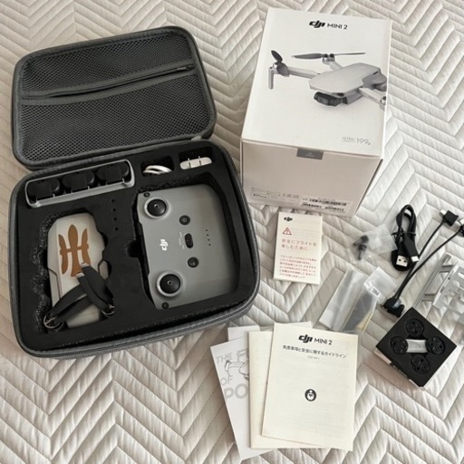 DJI MINI2 バッテリー4個 オマケ付き　ドローン 飛行回数10回程度　ケース付き