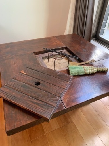 囲炉裏テーブル