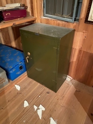 ビンテージ　金庫　収納棚　昭和レトロ　シャビー　スチール　インダストリアル ビンテージ 金庫 収納棚 昭和レトロ シャビー スチール インダストリアル