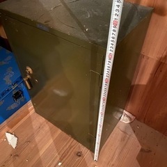 ビンテージ　金庫　収納棚　昭和レトロ　シャビー　スチール　インダストリアルの画像