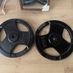 バーベル75kg、ダンベル25kg×2の画像