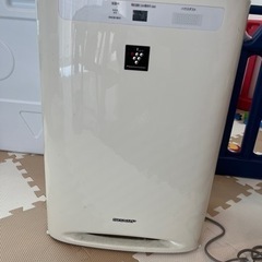 Sharp 空気清浄機　KC-A50 2013年製