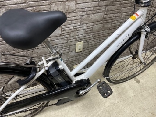 東京23区配達無料　新基準　ヤマハ　パスシティ　8.9Ah リチウム 電動自転車 中古 84