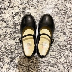 ハルタキッズ　ストラップシューズ【19.0cm、卒園入学等に】の画像