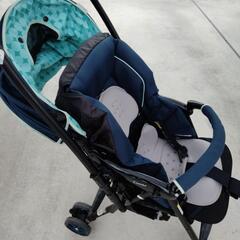 combiベビーカー