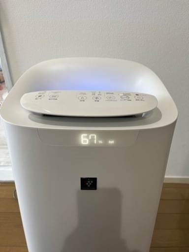 シャープ加湿空気清浄機KI-LX75-W ホワイト系