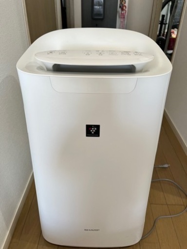 シャープ加湿空気清浄機KI-LX75-W ホワイト系