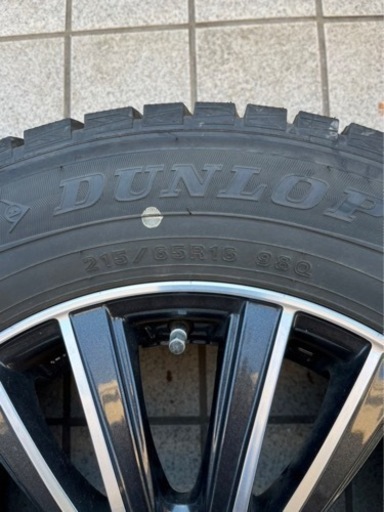【スタッドレスタイヤ】DUNLOP WM01 215/65 16インチ