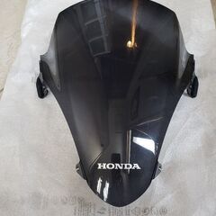 PCX純正スクリーン未使用品81用　値下げ