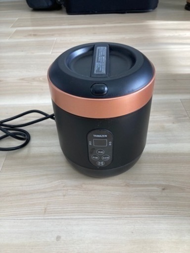 引渡し先確定　使用2回のみ YAMAZEN 1.5合 炊飯器