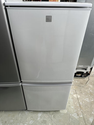 SHARP 2ドア冷蔵庫　どっちも付け替えドア　SJ-14E4  2017年製　リサイクルショップ宮崎屋住吉店　23.1.22　ｙ
