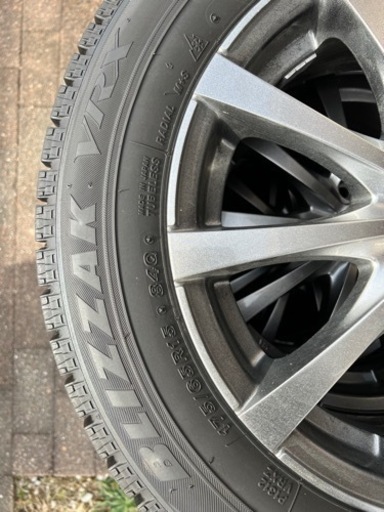 BRIDGESTONE VRX スタッドレスタイヤ 175/65/R15