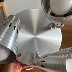 IKEA アルミ 照明の画像