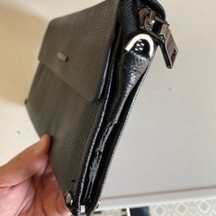 革のバッグ上げますの画像