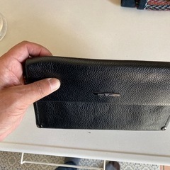 革のバッグ上げますの画像