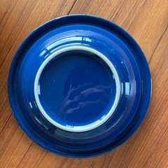 青のパスタ皿2枚　直径約22cmの画像