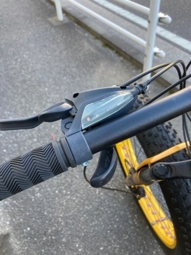 ファットバイク　マウンテンバイク