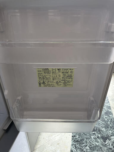 シャープ  ２ドア冷蔵庫 （137L・つけかえどっちもドア）　リサイクルショップ宮崎屋住吉店　23.1.22　ｙ