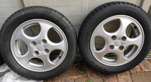 スタッドレスタイヤ　ダイハツ純正アルミホイール　４本