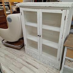 ★ キャビネット 食器棚 アンティーク加工 シャビーシック 💳自...