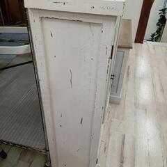 ★ キャビネット 食器棚 アンティーク加工 シャビーシック 💳自社配送時🌟代引き可💳※現金、クレジット、スマホ決済対応※の画像