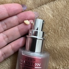 薬用保湿クリーム　エイボン　ホワイトネス　ジーンの画像