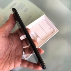iPhoneSE 第2世代　SIMフリー　超美品　箱付の画像